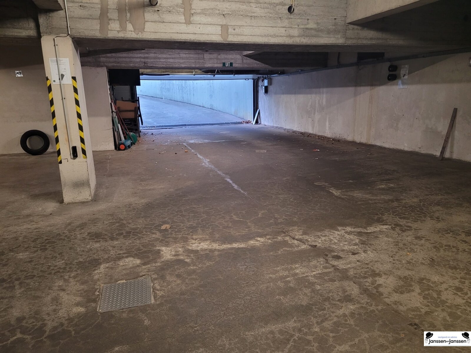 Garagepoort binnen.jpg