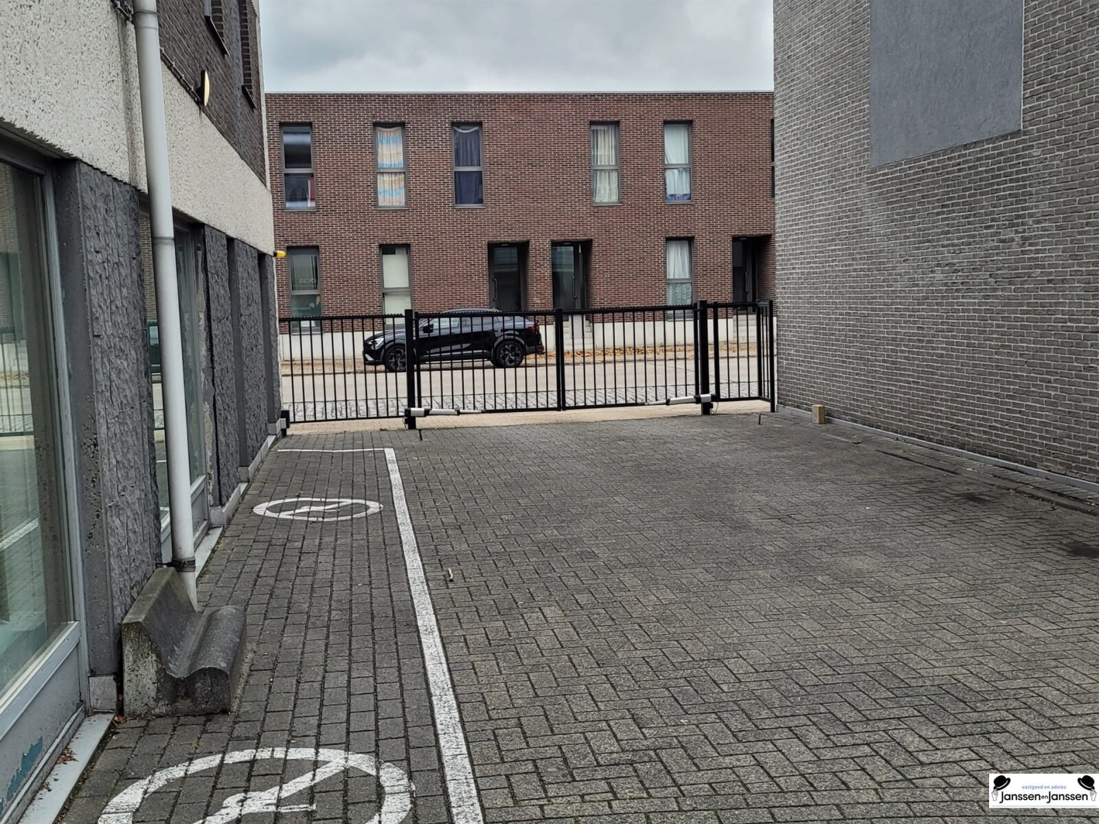 Poort binnen.jpg