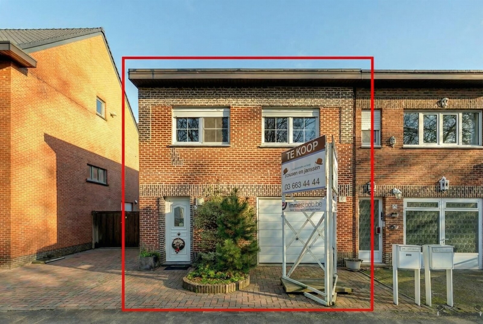 brick-house-exterior