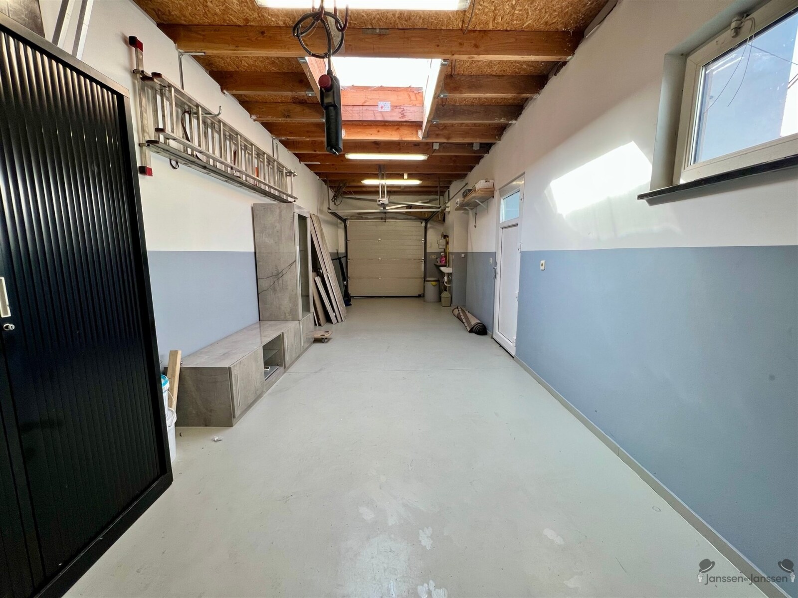 garage