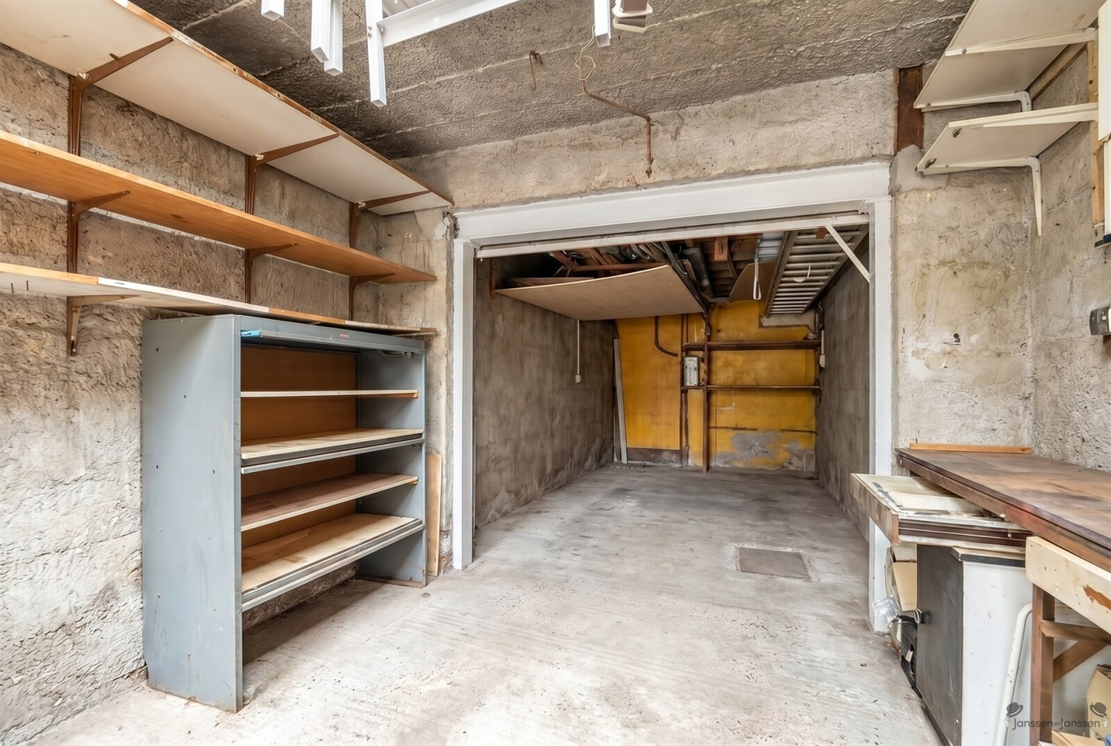 cluttered-garage-storage-space