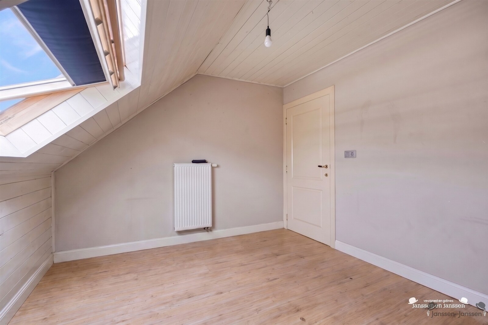Slaapkamer boven 2