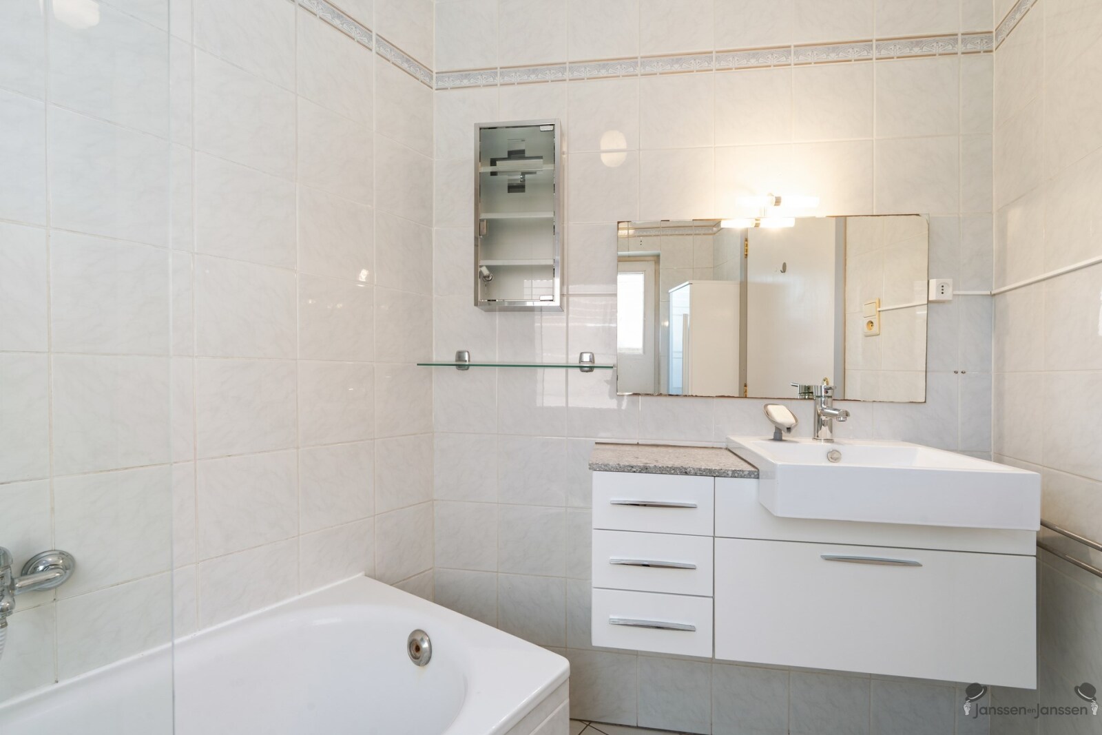 20260526 - SZ - Bornstraat 2 bus BU01, 3600 Genk - 8.jpg