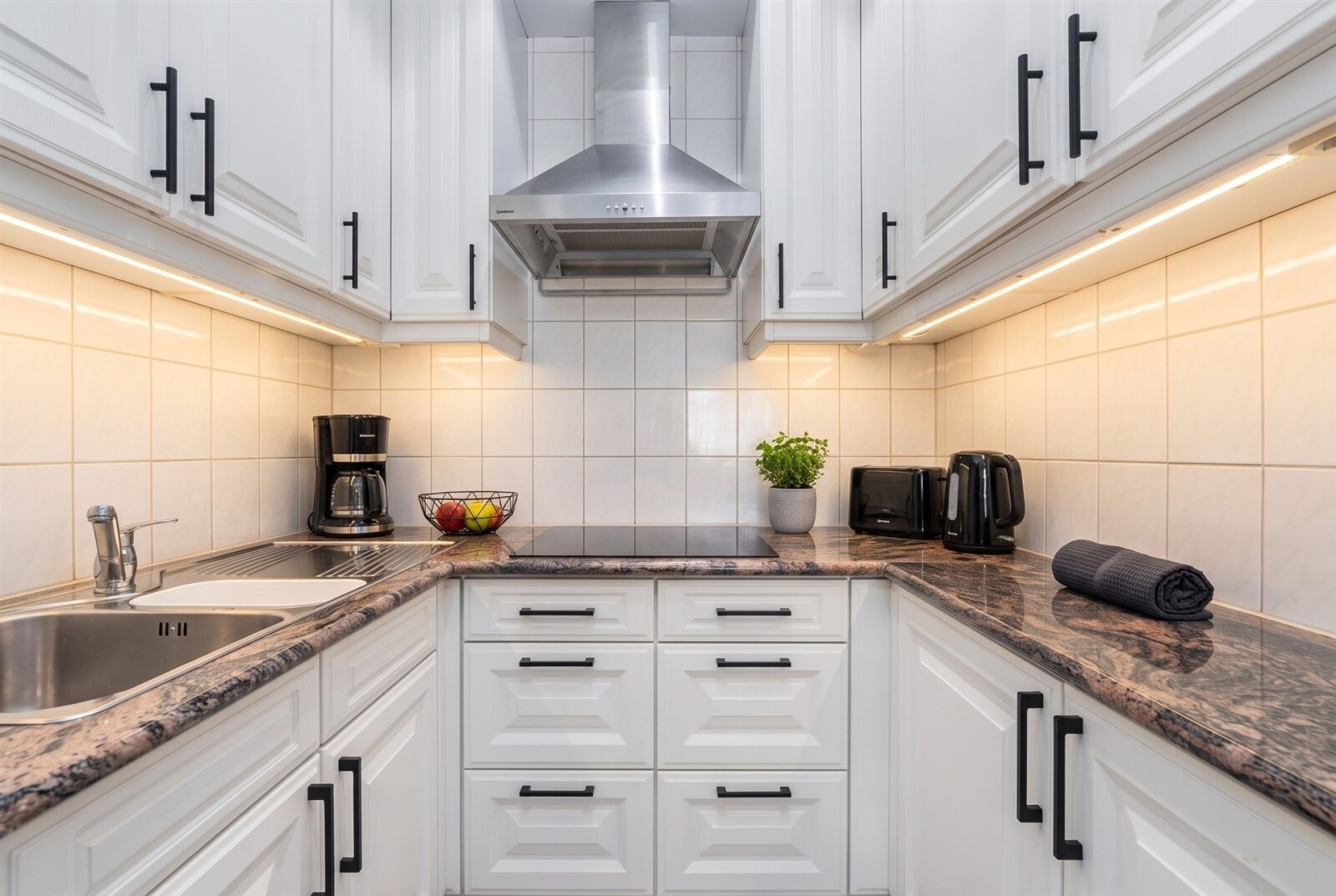 compact-white-kitchen-interior