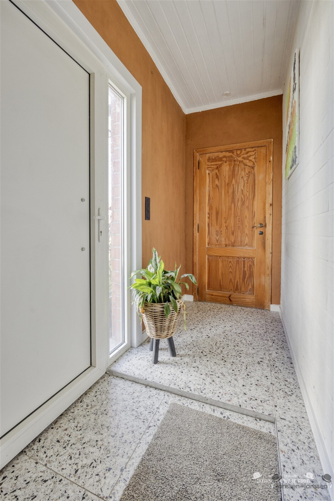 Schanzestraat3A3840TongerenBorgloon-05_logo_highres
