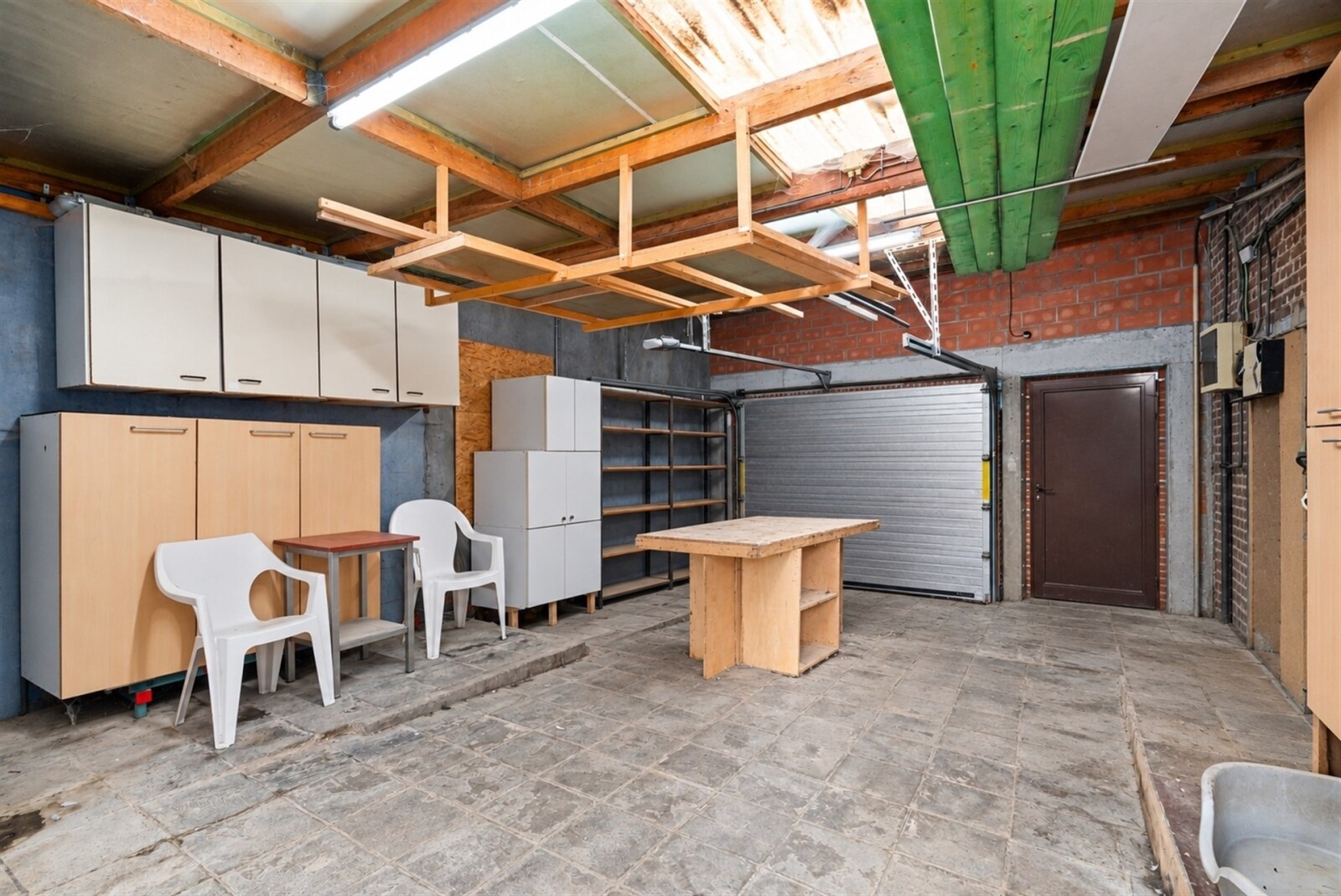 Opgeruimde garage.png