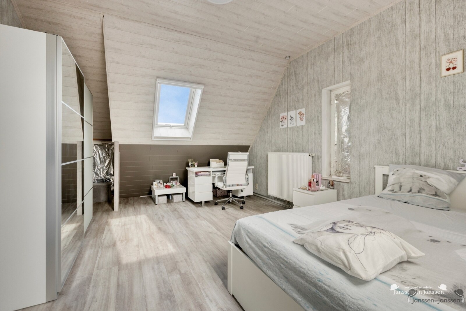 Zavelstraat523520ZonhovenBE-28_logo_highres.jpg