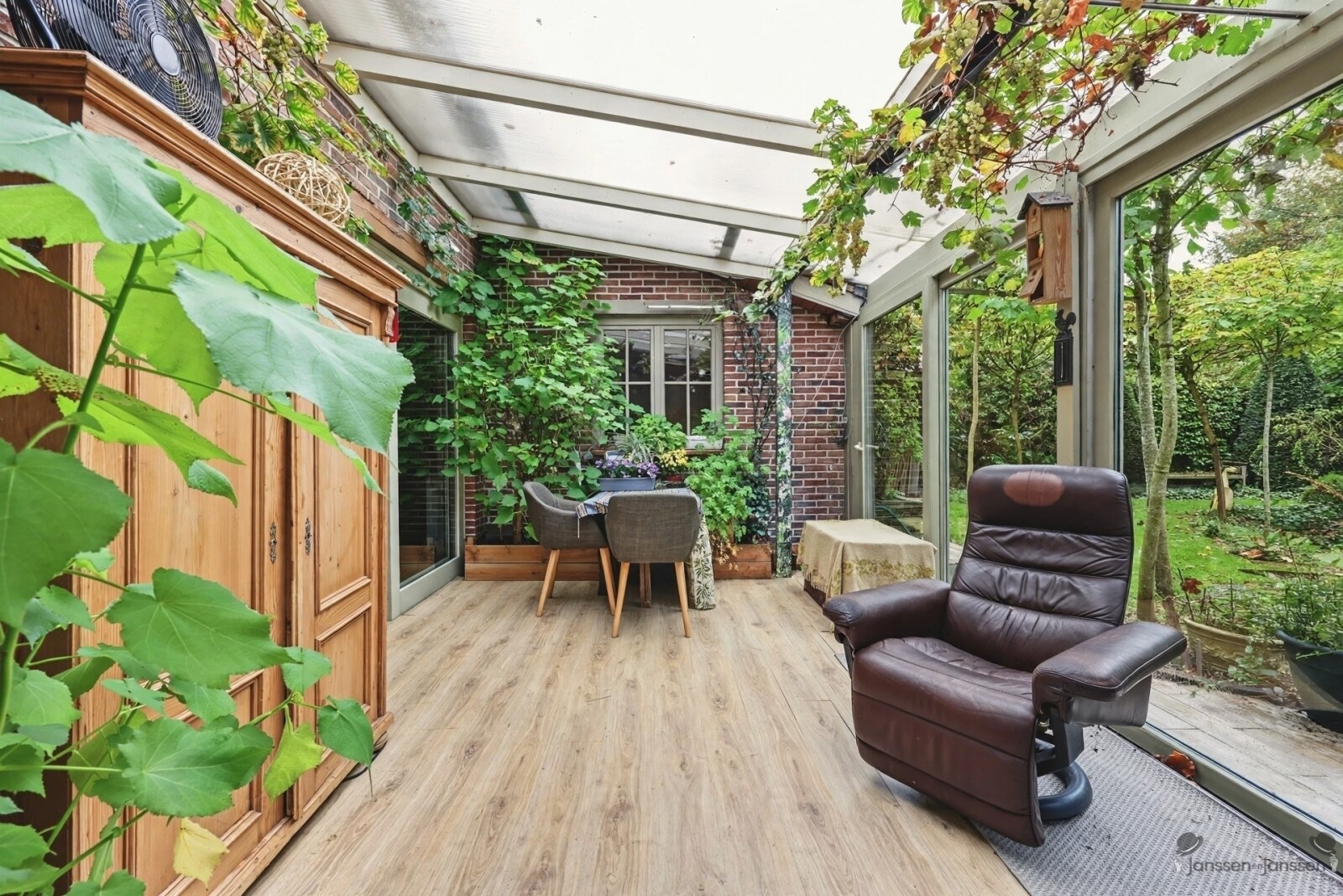 bright-conservatory-sunroom-interior