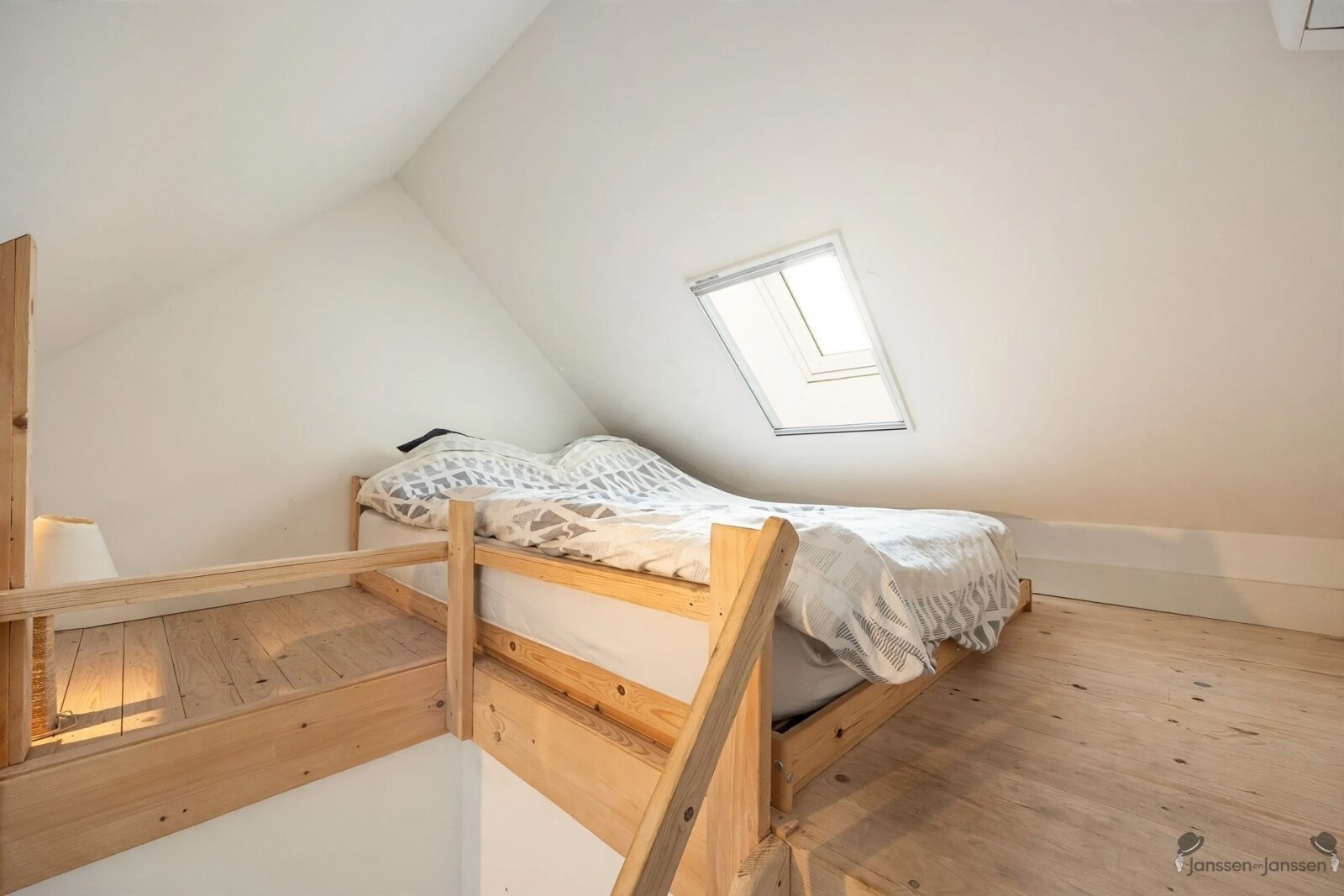 cozy-attic-loft-bed