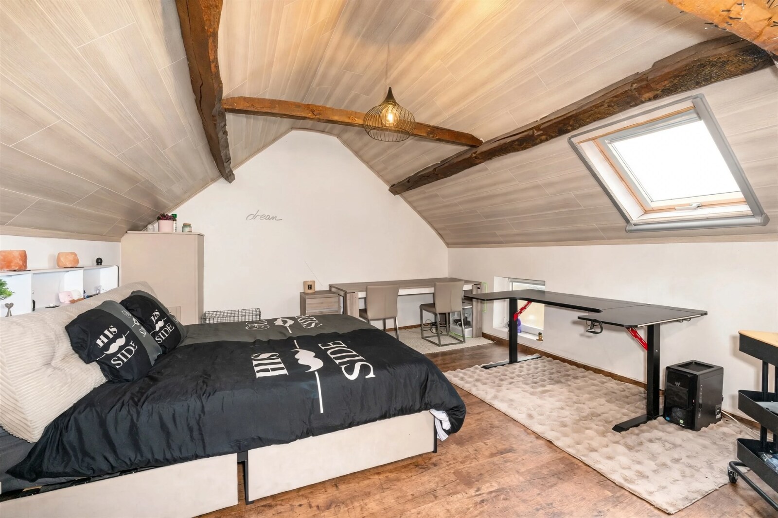 attic-bedroom-with-workspace